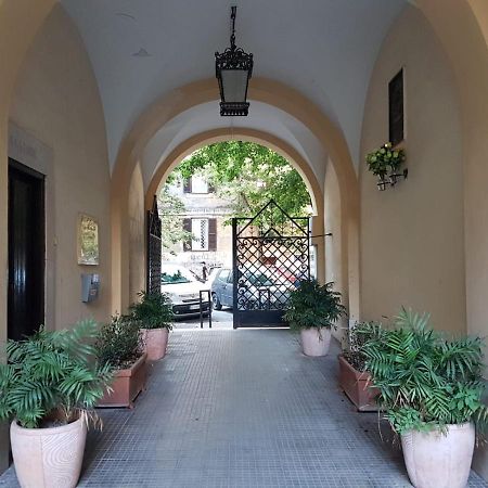 Apartmán Ave Cesare Řím Exteriér fotografie