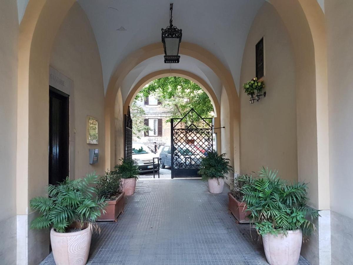 Apartmán Ave Cesare Řím Exteriér fotografie